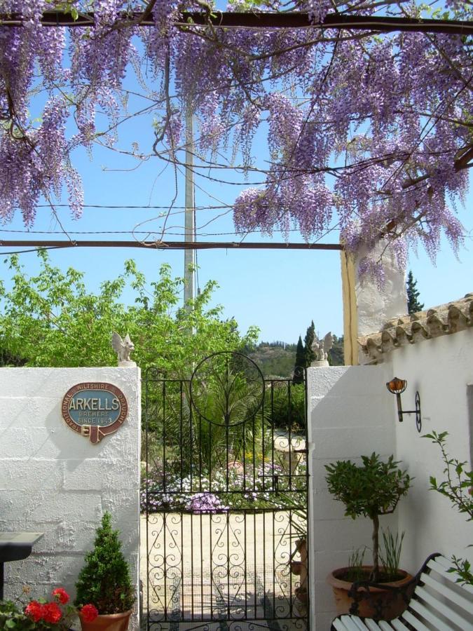 Tivenys River Ebro Holidays المظهر الخارجي الصورة